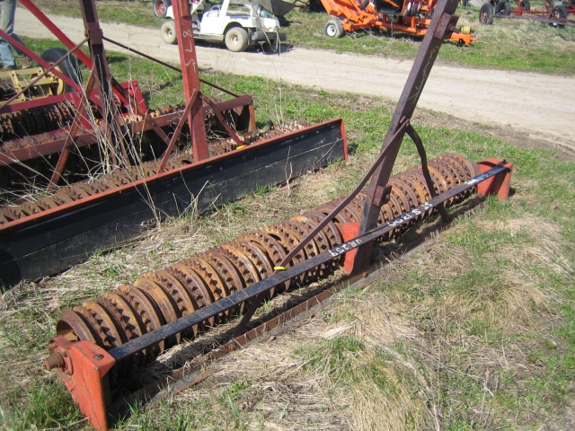 Tillage - Other  Ben Iron Packer Photo