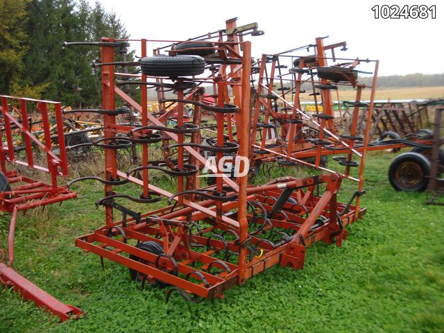 Tillage - Cultivators  16FT Cultivator Photo