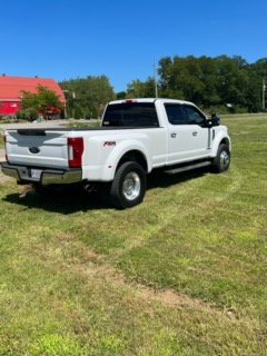 Landscape & Construction  We Finance All Types of Credit - 2017 ford F450 Lariat Photo