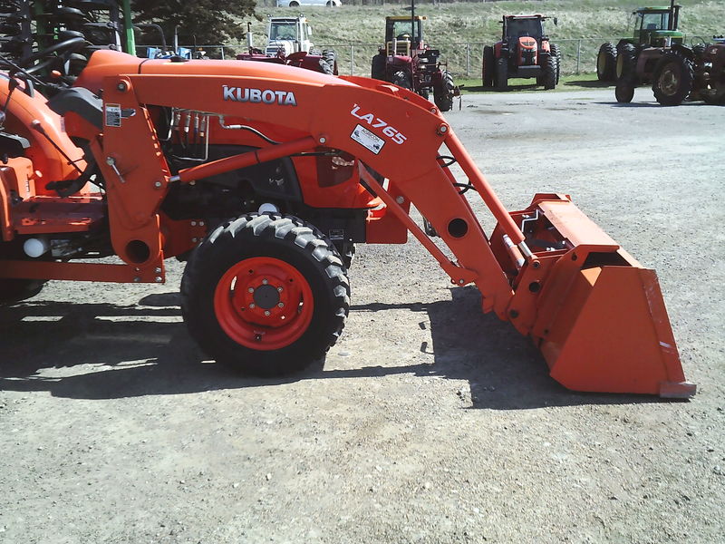 Agriculture  We Finance All Types of Credit - 2014 Kubota L4701 Tractor Photo