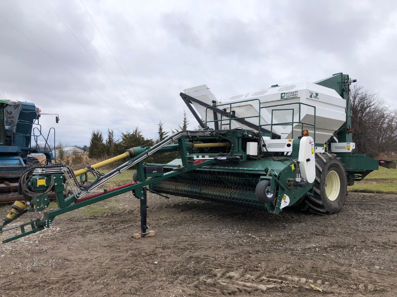 Agriculture  We Finance All Types of Credit! - 2018 PICKETT TWIN MASTER PULL TYPE COMBINE Photo