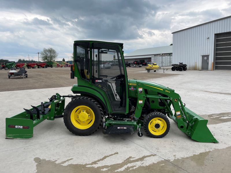 Landscape & Construction  We Finance All Types of Credit! - 2021 JOHN DEERE 2023R TRACTOR Photo