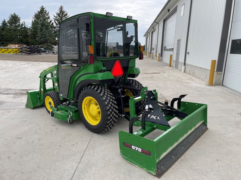 Landscape & Construction  We Finance All Types of Credit! - 2021 JOHN DEERE 2023R TRACTOR Photo