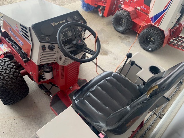 Landscape & Construction  We Finance All Types of Credit! - 2007 VENTRAC 4100 LAWN TRACTOR Photo