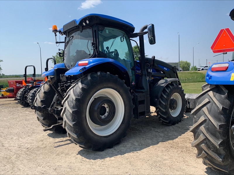 Agriculture  We Finance All Types of Credit! - 2019 NEW HOLLAND T6.155 TRACTOR AND LOADER Photo