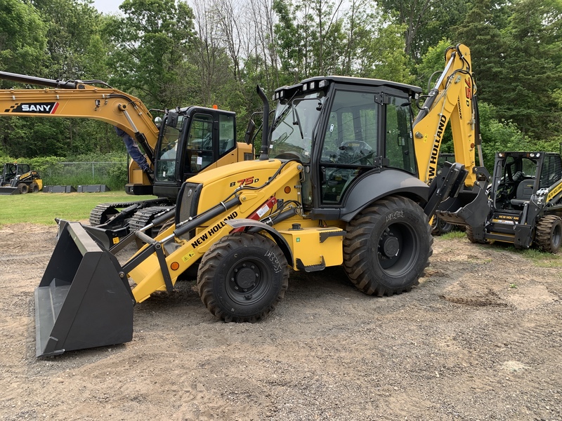 Landscape & Construction  We Finance All Types of Credit! - 2023 NEW HOLLAND B75D LOADER BACKHOE Photo