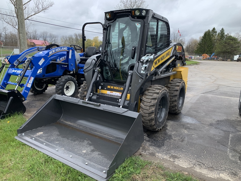 Landscape & Construction  We Finance All Types of Credit! - 2023 NEW HOLLAND L318 SKID STEER LOADER Photo