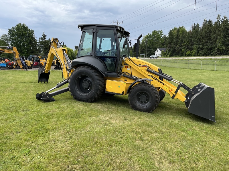 Landscape & Construction  We Finance All Types of Credit! - 2023 NEW HOLLAND B75D LOADER BACKHOE Photo