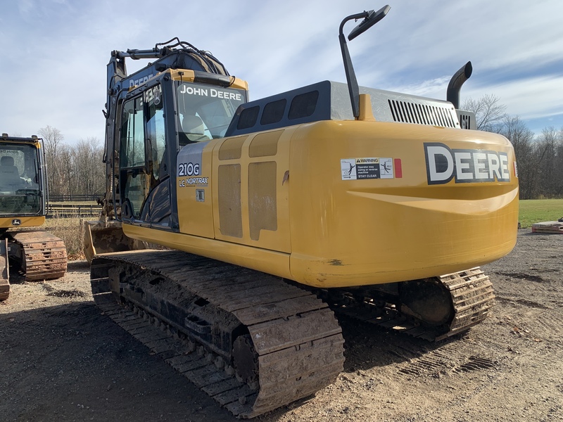 Landscape & Construction  We Finance All Types of Credit! - 2013 JOHN DEERE 210G LC EXCAVATOR Photo