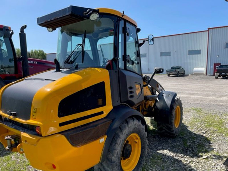 Landscape & Construction  We Finance All Types of Credit! - 2017 JCB 409 WHEEL LOADER Photo