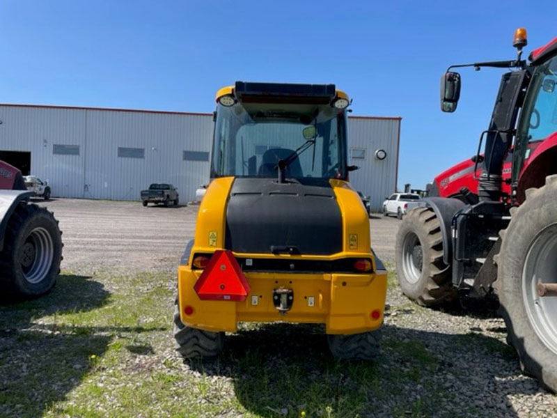 Landscape & Construction  We Finance All Types of Credit! - 2017 JCB 409 WHEEL LOADER Photo