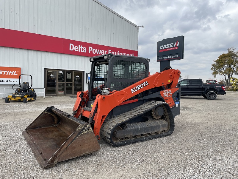 Landscape & Construction  We Finance All Types of Credit! - 2020 KUBOTA SVL95 COMPACT TRACK LOADER Photo