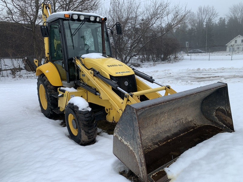 Landscape & Construction  We Finance All Types of Credit! - NEW HOLLAND B95C LOADER BACKHOE -LOW HOURS Photo