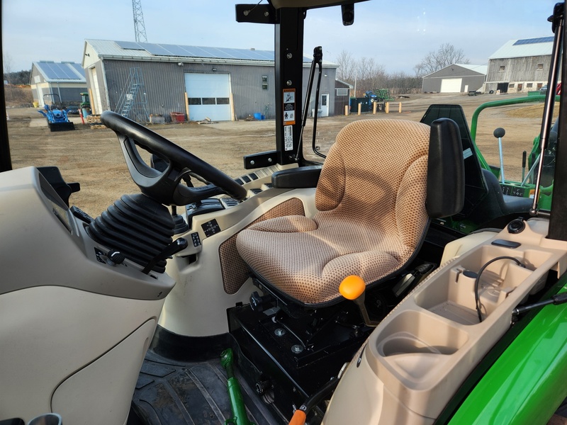 Agriculture  We Finance All Types of Credit! - John Deere 3039R Tractor Photo