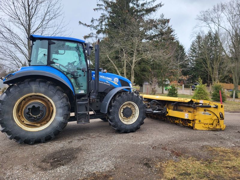 Agriculture  NEW HOLLAND T5.115 ELECTRO COMMAND TRACTOR Photo