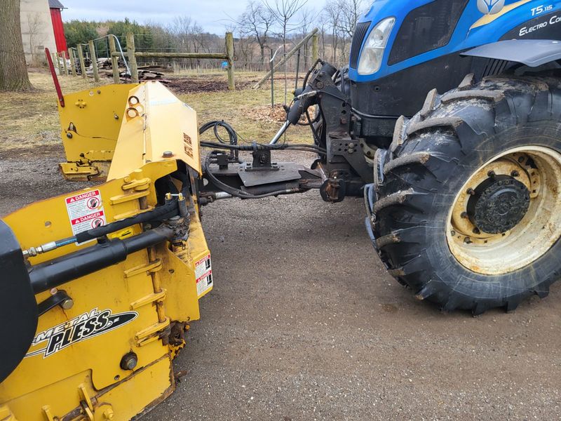 Agriculture  NEW HOLLAND T5.115 ELECTRO COMMAND TRACTOR Photo