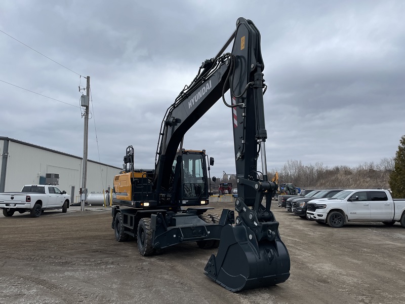 Landscape & Construction  We Finance All Types of Credit! - 2023 HYUNDAI HW210A WHEELED EXCAVATOR Photo