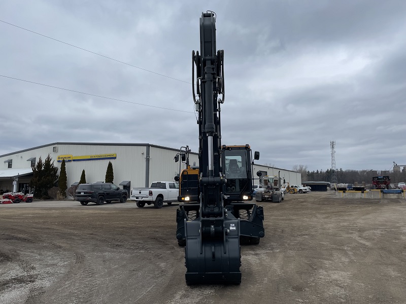 Landscape & Construction  We Finance All Types of Credit! - 2023 HYUNDAI HW210A WHEELED EXCAVATOR Photo