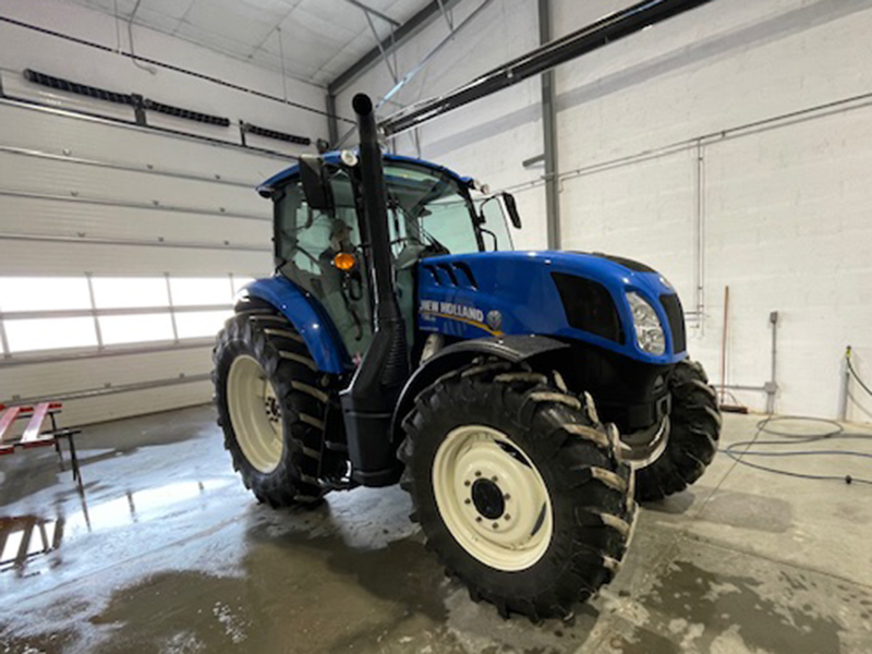 Agriculture  We Finance All Types of Credit! - 2017 NEW HOLLAND TS6.120 TRACTOR Photo