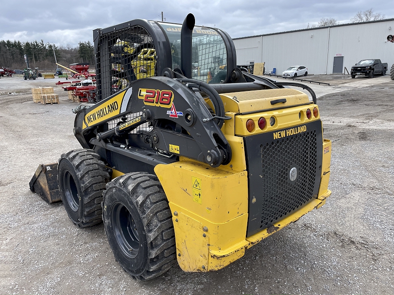 Landscape & Construction  We Finance All Types of Credit! - 2019 NEW HOLLAND L218-T4B SKID STEER LOADER Photo