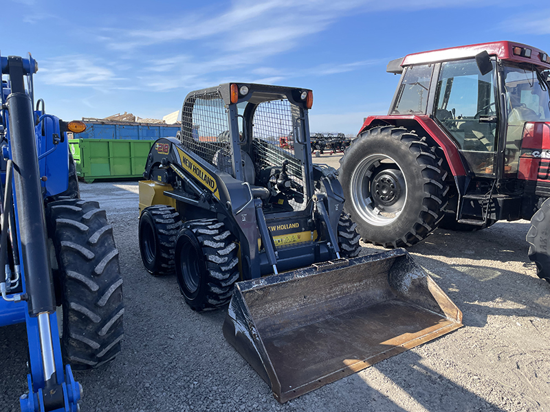 Landscape & Construction  We Finance All Types of Credit! - 2017 NEW HOLLAND L218-T4B SKID STEER Photo