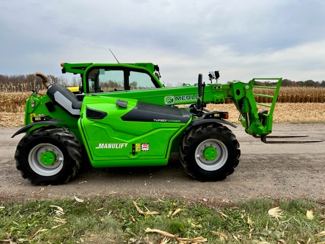 Landscape & Construction  We Finance All Types of Credit! - 2021 MERLO TURBOFARMER 33.7 TELEHANDLER Photo