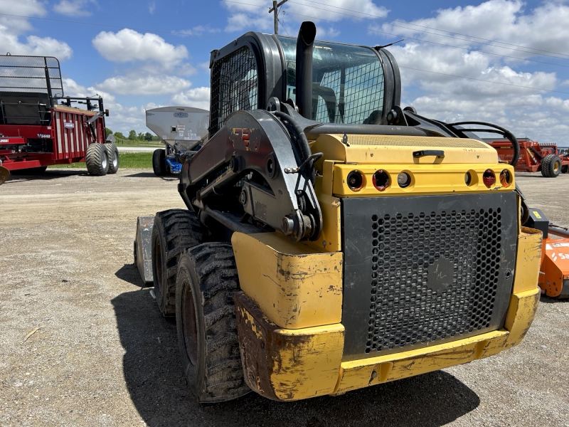 Landscape & Construction  We Finance All Types of Credit! - 2019 NEW HOLLAND L220 SKID STEER LOADER Photo