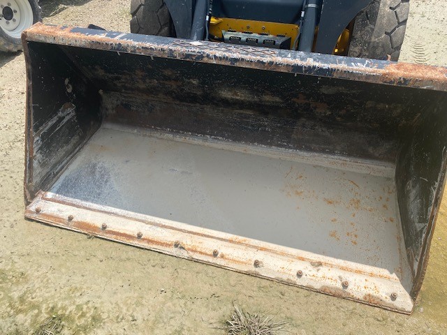 Landscape & Construction  We Finance All Types of Credit! - 2018 JOHN DEERE 320G SKID STEER LOADER Photo