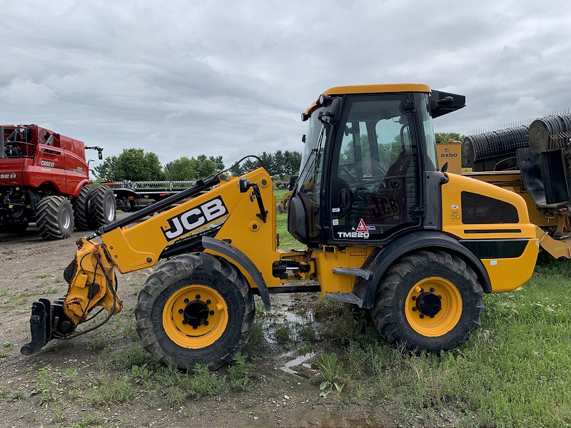 Landscape & Construction  We Finance All Types of Credit! - 2019 JCB TM220 ARTICULATED TELESCOPIC WHEEL LOADER Photo