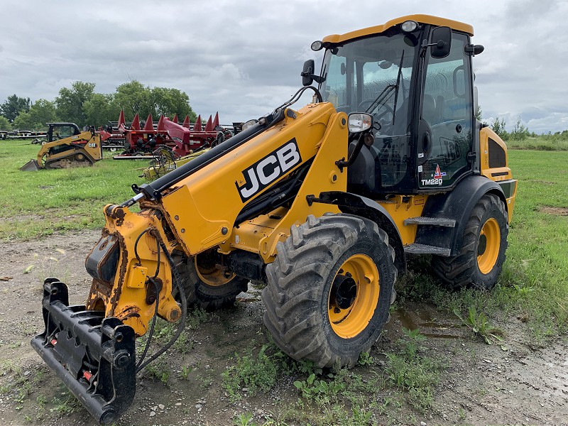 We Finance All Types of Credit! - 2019 JCB TM220 ARTICULATED TELESCOPIC WHEEL LOADER