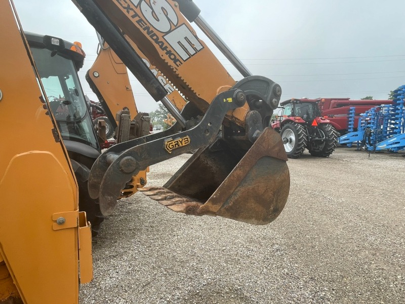 Landscape & Construction  We Finance All Types of Credit! - 2018 CASE 580SN (SUPER N) TRACTOR LOADER BACKHOE Photo