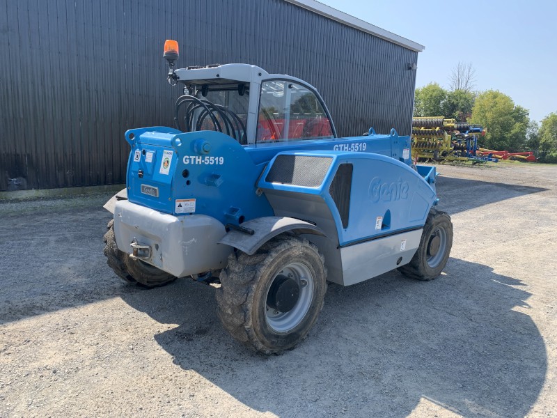 Landscape & Construction  We Finance All Types of Credit! - 2014 GENIE GTH-5519 COMPACT TELEHANDLER Photo