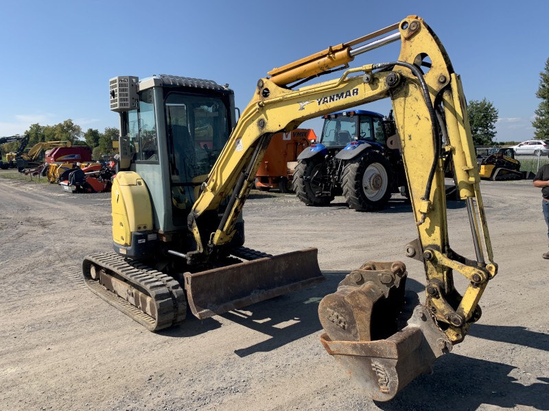 Landscape & Construction  We Finance All Types of Credit! - 2008 YANMAR VIO35-5B MINI EXCAVATOR Photo