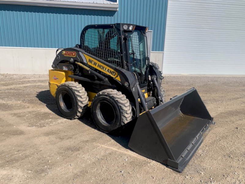 2019 NEW HOLLAND L220 T4B REGULATED SKID STEER - We Finance All Types of Credit!