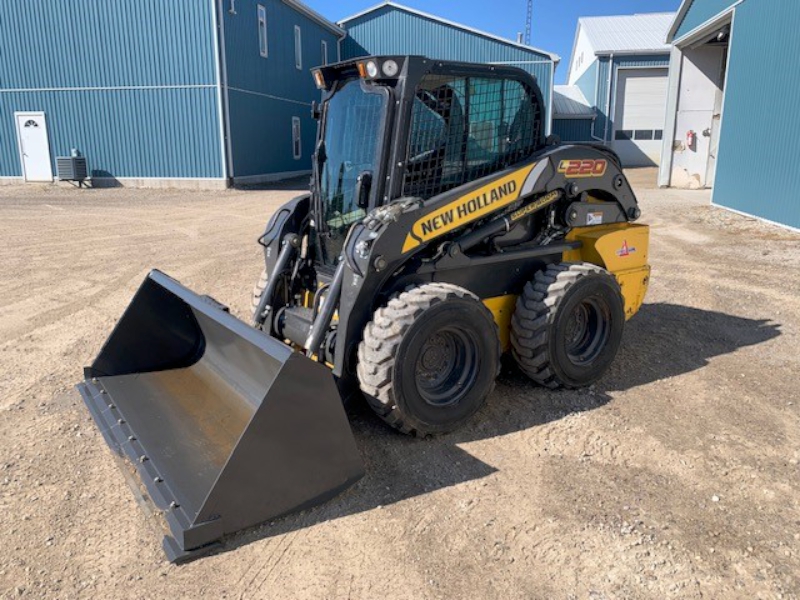 Landscape & Construction  2019 NEW HOLLAND L220 T4B REGULATED SKID STEER - We Finance All Types of Credit! Photo