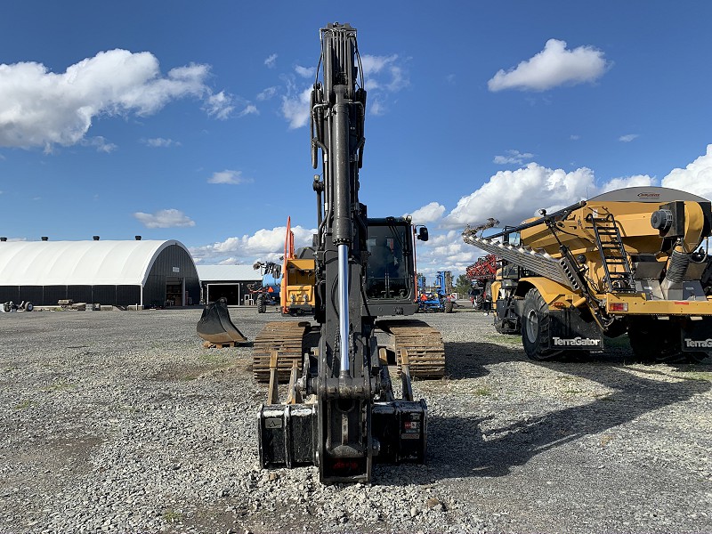 Landscape & Construction  2019 VOLVO EC220EC EXCAVATOR - We Finance All Types of Credit! Photo