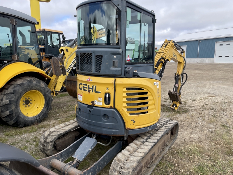 Landscape & Construction  2016 GEHL Z35 GEN 2 MINI EXCAVATOR - We Finance All Types of Credit! Photo