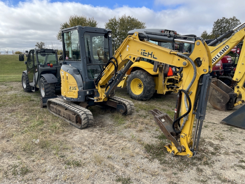 Landscape & Construction  2016 GEHL Z35 GEN 2 MINI EXCAVATOR - We Finance All Types of Credit! Photo