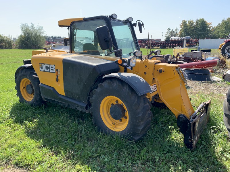 Landscape & Construction  2017 JCB 525-60 TELEHANDLER - We Finance All Types of Credit! Photo