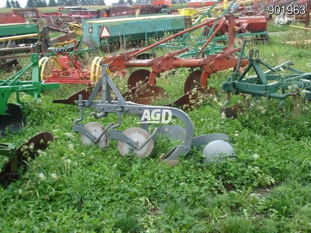 Tillage - Plows  Dearborn Plow Photo