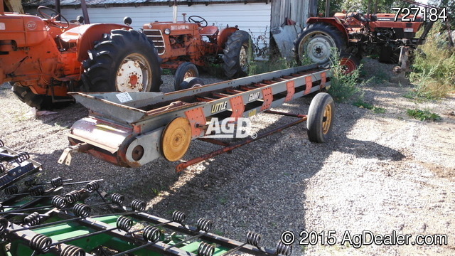 Hay/Forage/Livestock  Little Giant Bale Elevator Photo