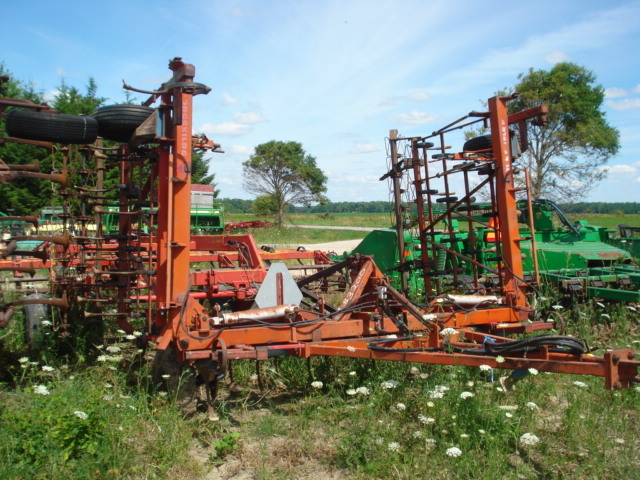 Tillage - Cultivators  Kongskilde Cultivator Photo