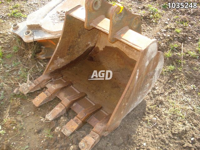 Attachments  23 INCH Bucket Photo