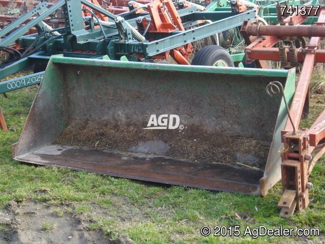 Attachments  John Deere Bucket Photo