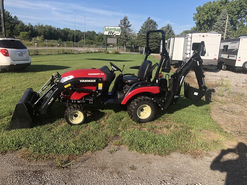 2022 YANMAR SA223 TRACTOR WITH LOADER AND BACKHOE