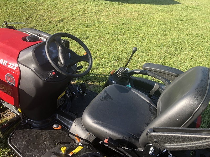 2022 YANMAR SA223 TRACTOR WITH LOADER AND BACKHOE