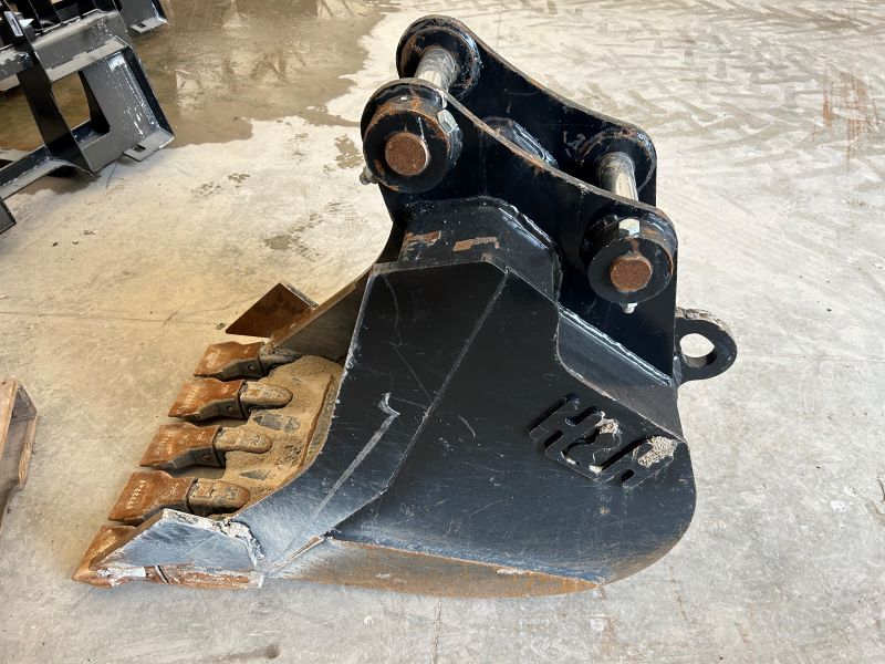 2022 H&H MANUFACTURING 24 INCH TRENCHING BUCKET