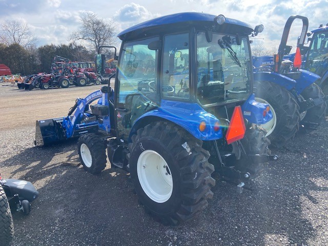 2023 NEW HOLLAND BOOMER 40 TRACTOR WITH LOADER