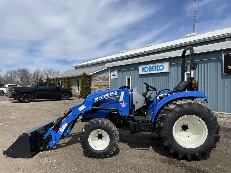 2023 NEW HOLLAND BOOMER 50 TRACTOR WITH LOADER