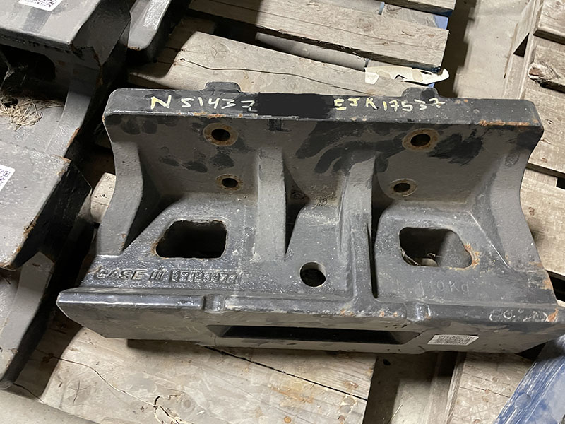 2019 FRONT WEIGHT BRACKET FOR CASE IH FARMALL UTILITY SERIES TRACTORS